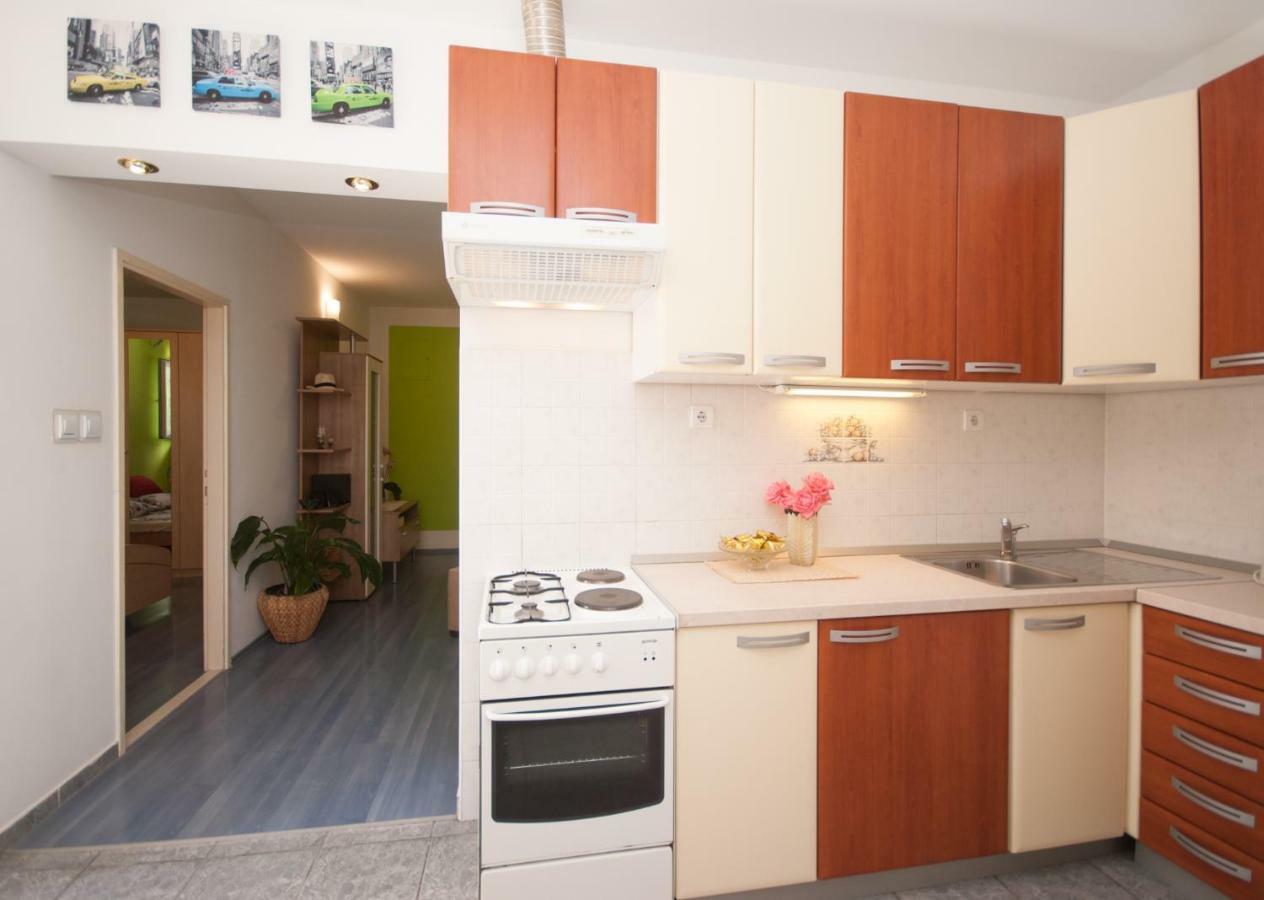 Apartment Raquil Спліт Екстер'єр фото