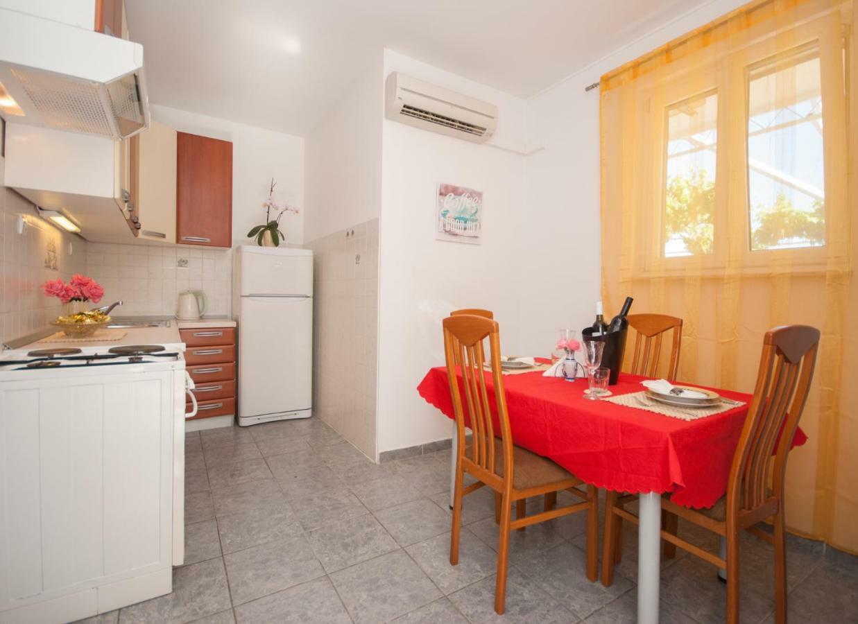 Apartment Raquil Спліт Екстер'єр фото